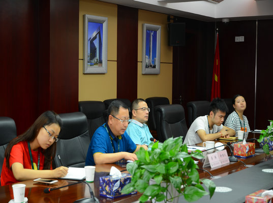 先学一步深学一层 带头示范推动发展(图1) 先学一步深学一层 带头示范推动发展(图1)