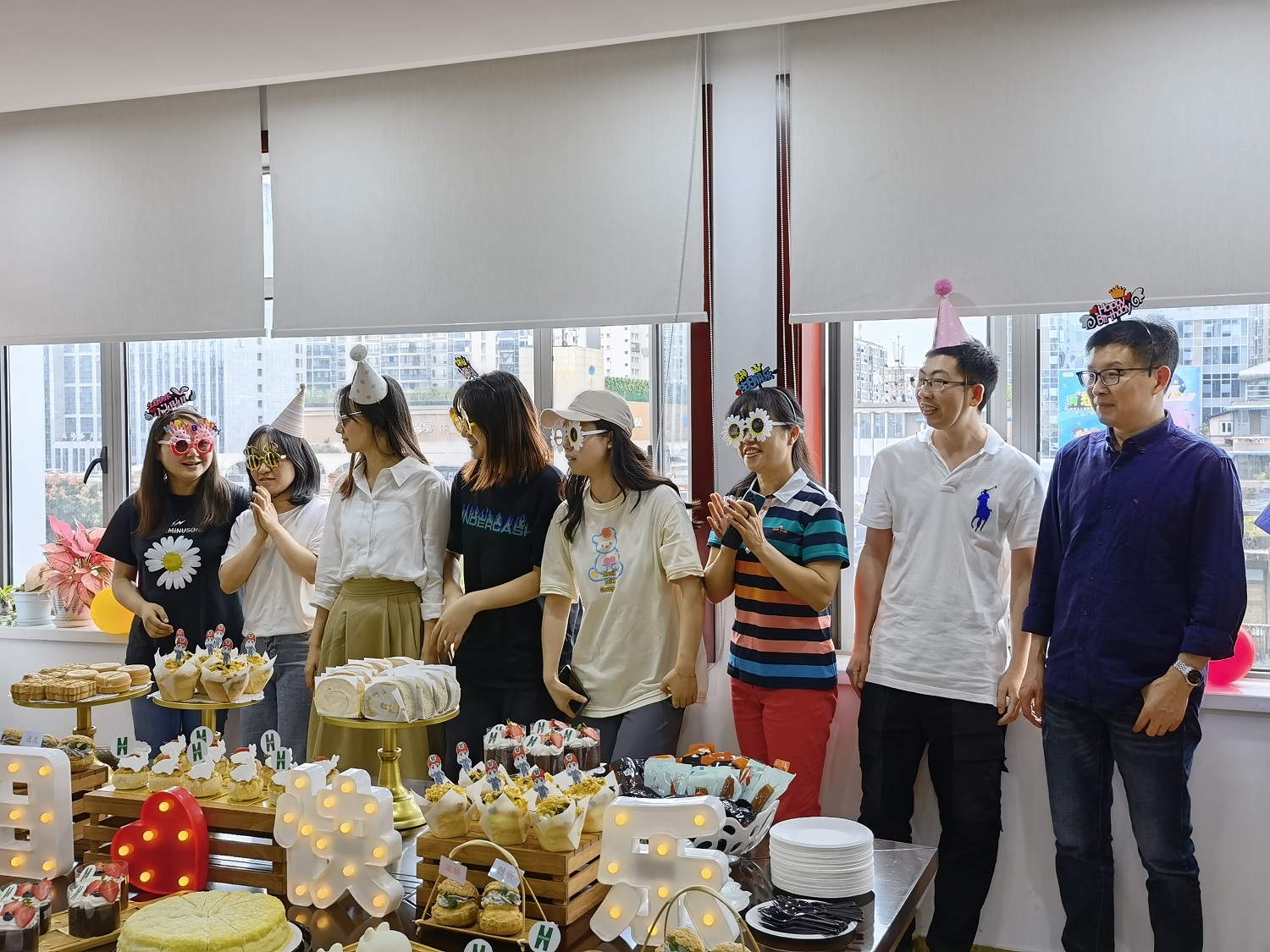 生日情更浓 中秋月更圆——四分公司本部开展庆中秋暨2021年第三季度员工生日会(图2) 生日情更浓 中秋月更圆——四分公司本部开展庆中秋暨2021年第三季度员工生日会(图2)